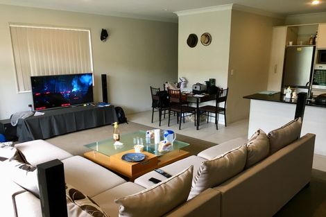 Photo of property in 8/44 Carlos Drive, Flat Bush, Auckland, 2016