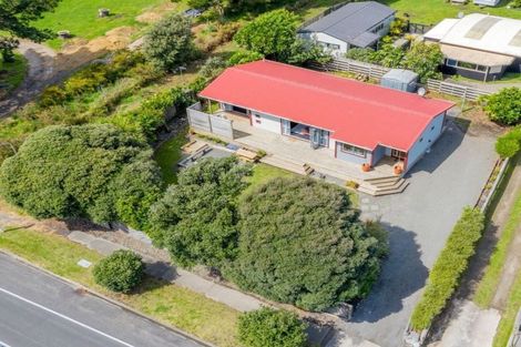 Photo of property in 52 Rutherford Drive, Waikanae Beach, Waikanae, 5036