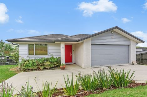 Photo of property in 68 Helenslee Road, Pokeno, 2402