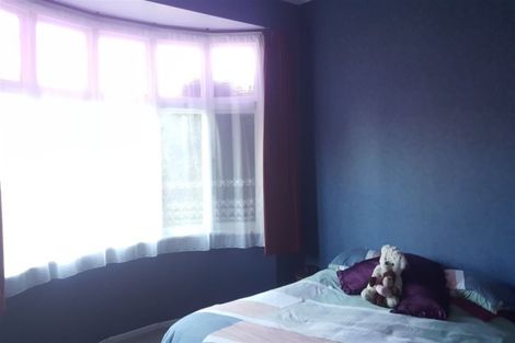 Photo of property in 90 Rhodes Street, Waimate, 7924