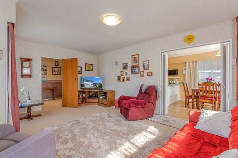 Photo of property in 19 Lockhart Avenue, Milson, Palmerston North, 4414