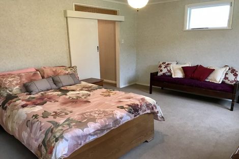 Photo of property in 83 Oxford Street, Tawa, Wellington, 5028