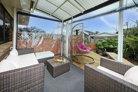 Photo of property in 1/7 Spring Grove, Henderson, Auckland, 0612