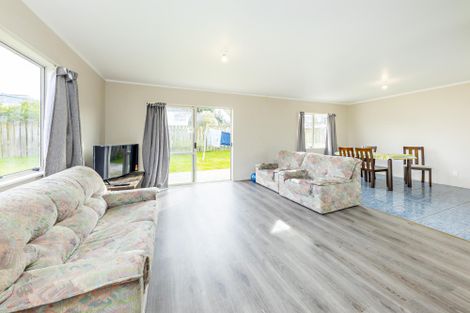 Photo of property in 1/9 Trimdon Street, Randwick Park, Auckland, 2105