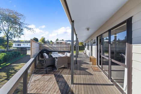 Photo of property in 17 Kiddle Drive, Hilltop, Taupo, 3330
