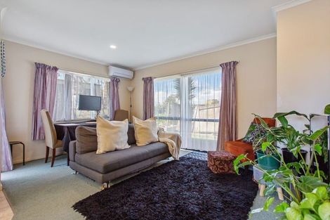 Photo of property in 2b Hastie Avenue, Mangere Bridge, Auckland, 2022