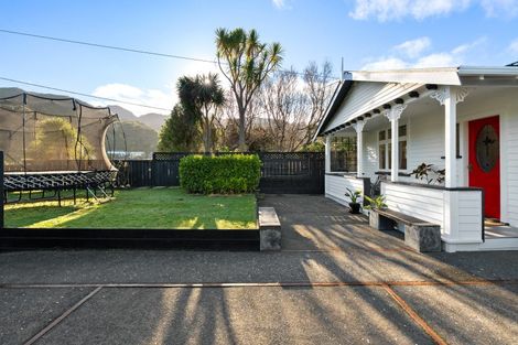 Photo of property in 2 Karamu Street, Ngaio, Wellington, 6035