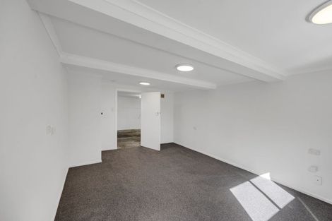 Photo of property in 3a Waimea Street, Westown, New Plymouth, 4310
