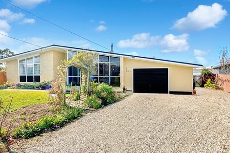 Photo of property in 19 Meon Street, Oamaru North, Oamaru, 9400