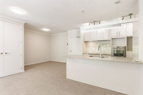 Photo of property in 16 Rewa Rewa Lane, Orewa, 0931