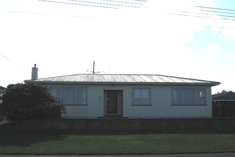 Photo of property in 24 Egmont Street, Castlecliff, Whanganui, 4501