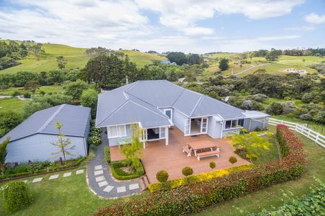 Photo of property in 9 Cory Road, Kaukapakapa, 0873