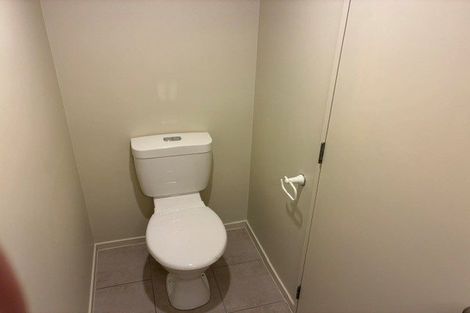 Photo of property in 35 Spalding Rise, Golflands, Auckland, 2013