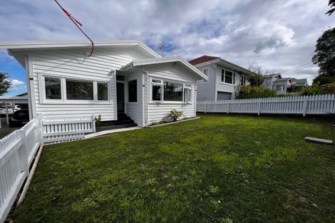 Photo of property in 1/7 Evan Street, Belmont, Auckland, 0622