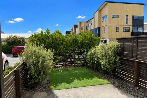 Photo of property in 27 Saltmarsh Road, Hobsonville, Auckland, 0616