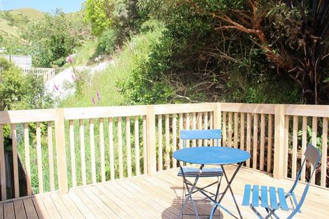 Photo of property in 24 Erlestoke Crescent, Churton Park, Wellington, 6037