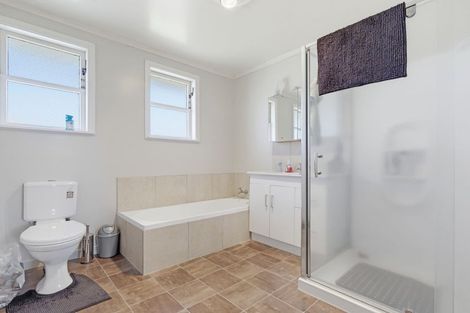 Photo of property in 11 Brookland Road, Western Heights, Rotorua, 3015