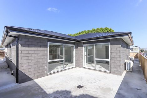 Photo of property in 44a-b Egmont Road, Waiwhakaiho, New Plymouth, 4312