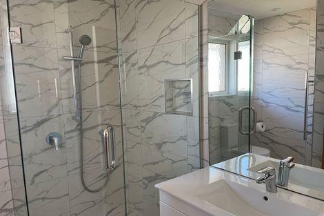 Photo of property in 2/179 Victoria Road, Devonport, Auckland, 0624