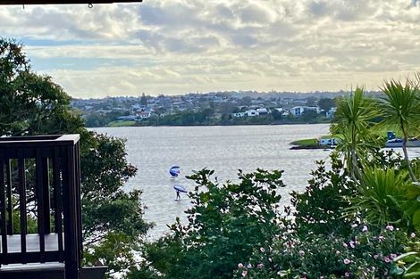 Photo of property in 278 Hurstmere Road, Takapuna, Auckland, 0622