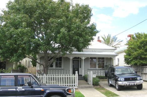 Photo of property in 8 Roslyn Terrace, Devonport, Auckland, 0624