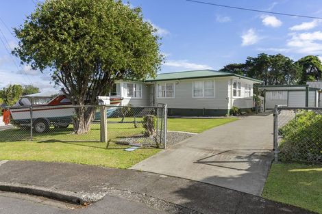 Photo of property in 9 Oregon Place, Papakura, 2110