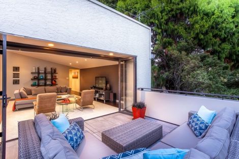 Photo of property in 567 South Titirangi Road, Titirangi, Auckland, 0604