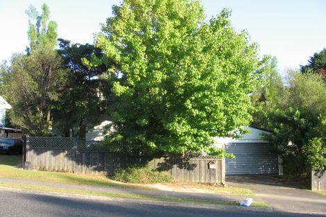 Photo of property in 98 Oaktree Avenue, Browns Bay, Auckland, 0630