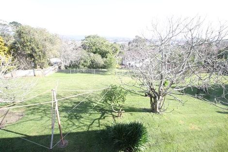 Photo of property in 264 Great North Road, Henderson, Auckland, 0612