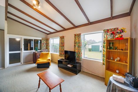 Photo of property in 111 Koputara Road, Himatangi Beach, Foxton, 4891