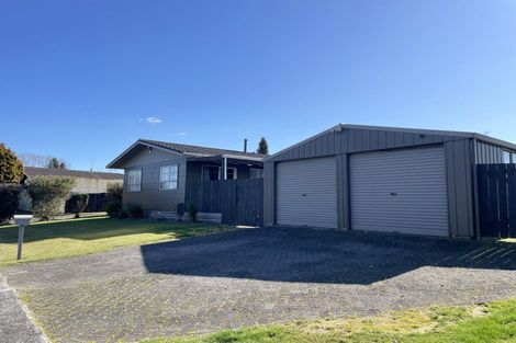 Photo of property in 26 Waianiwa Place, Tokoroa, 3420