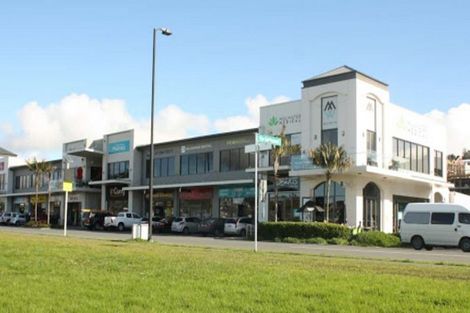 Photo of property in 18/4 Stables Lane, Silverdale, 0932