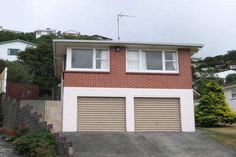 Photo of property in 8 Breton Grove, Kingston, Wellington, 6021