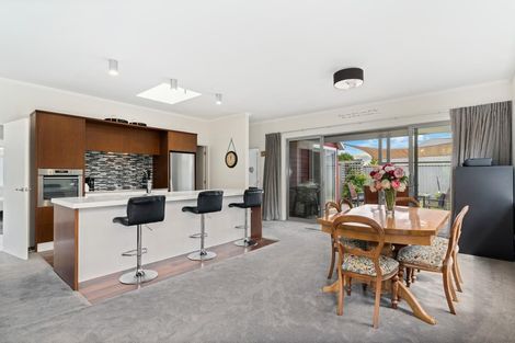 Photo of property in 16 Sunhaven Cove, Cromwell, 9310