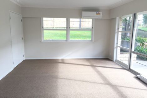 Photo of property in 22 Sorrel Crescent, Bucklands Beach, Auckland, 2012