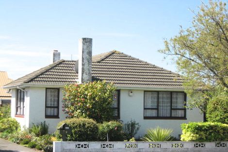 Photo of property in 1/79 Prestons Road, Redwood, Christchurch, 8051