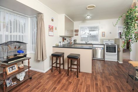 Photo of property in 32 Macmurdo Avenue, Glenview, Hamilton, 3206