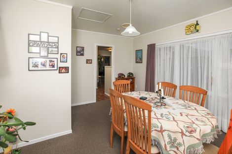 Photo of property in 32 Macmurdo Avenue, Glenview, Hamilton, 3206