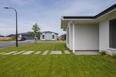 Photo of property in 28 Bastille Court, Rangatira Park, Taupo, 3330