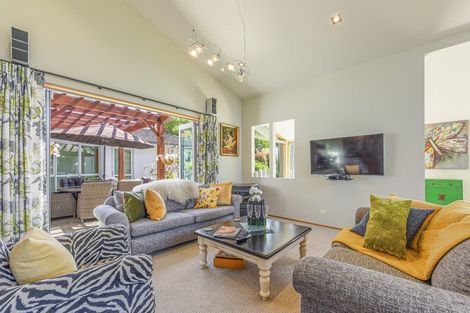 Photo of property in 16 Aratia Way, Richmond, 7020