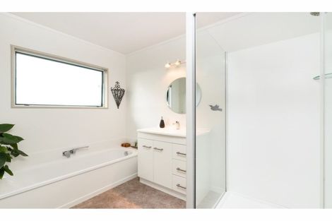 Photo of property in 71 Osprey Drive, Welcome Bay, Tauranga, 3112