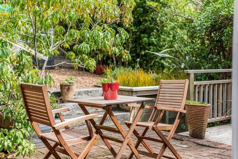 Photo of property in 125 Wadestown Road, Wadestown, Wellington, 6012