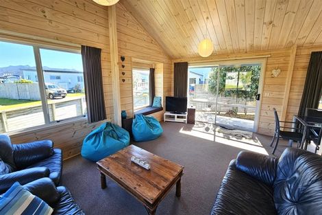 Photo of property in 117 Kelly Jade Avenue, Matarangi, Whitianga, 3592