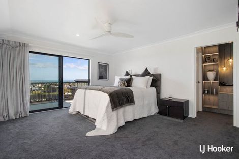 Photo of property in 33 The Crescent, Waihi Beach, 3611