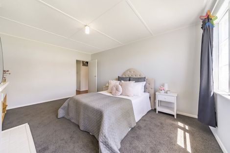 Photo of property in 28 Judd Crescent, Naenae, Lower Hutt, 5011