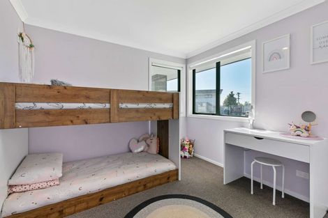 Photo of property in 8 Macloughlin Drive, Te Puke, 3119