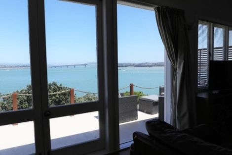 Photo of property in 95 Stanley Point Road, Stanley Point, Auckland, 0624