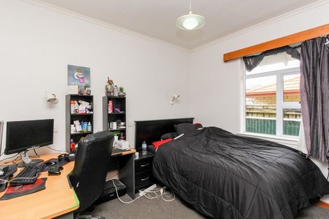 Photo of property in 27 Ngaio Street, Strandon, New Plymouth, 4312