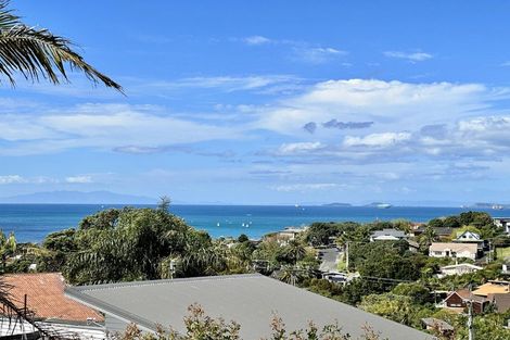 Photo of property in 2/45 Deep Creek Road, Waiake, Auckland, 0630