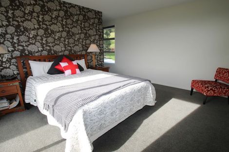 Photo of property in 198 Gladstone Road North, Mosgiel, 9024